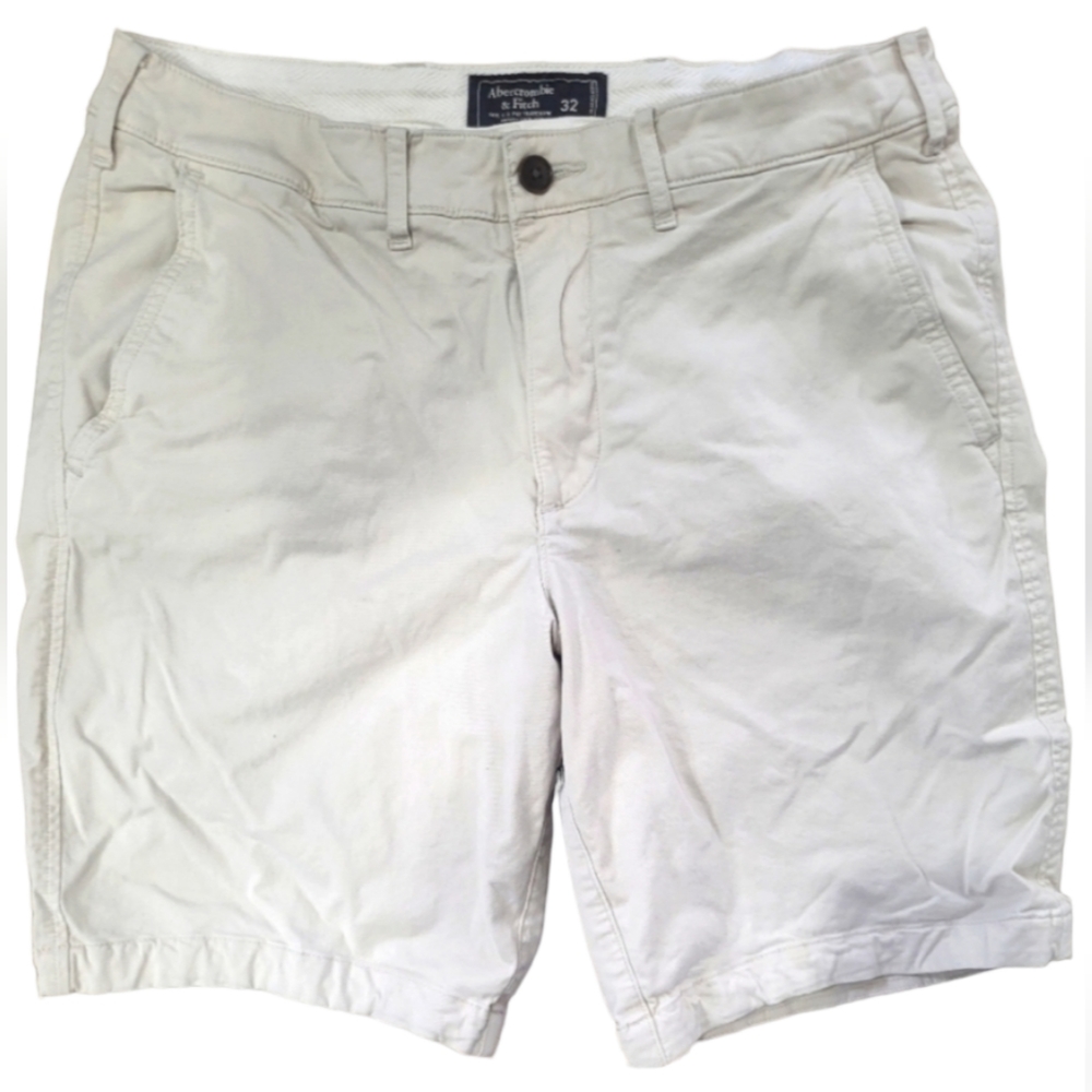 Womens Abercrombie and Fitch shorts tan size 32 tan stretch Khaki Shorts